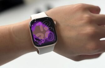 The Apple Watch Sequence 11 is $100 off and cheaper than ever